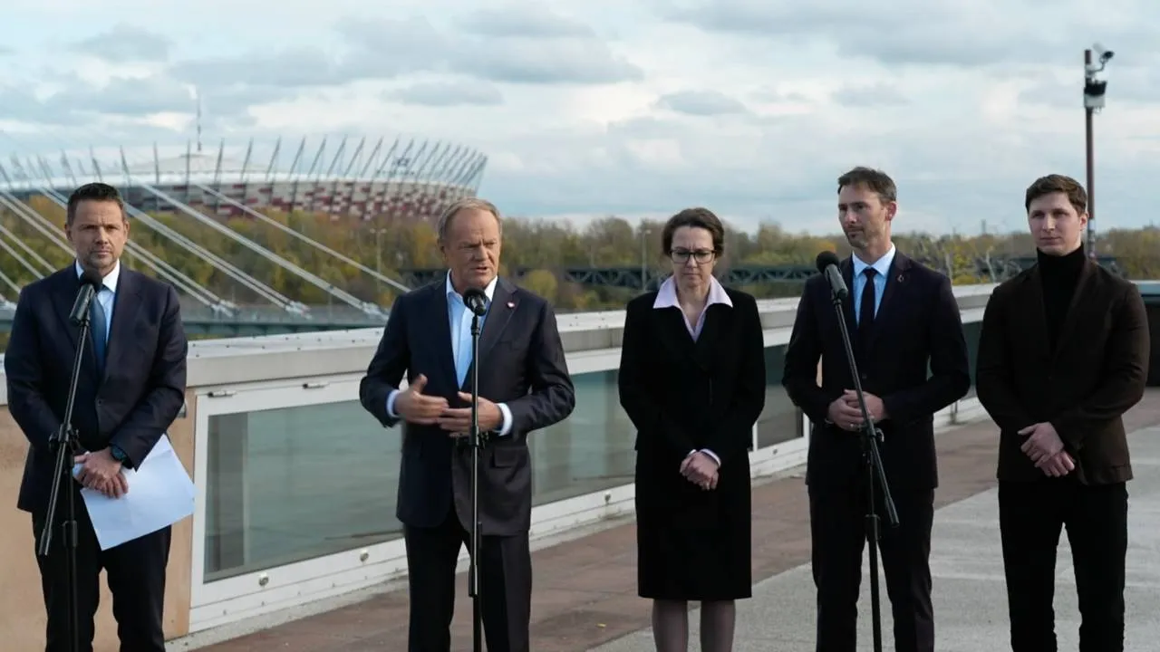 Premier zapowiedział Centrum Operacji Satelitarnych
