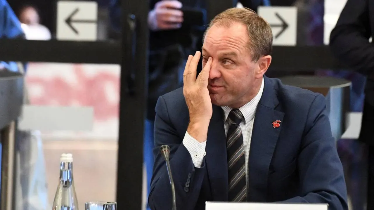 Koledzy zadecydowali - marszałek z PO dostanie podwyżkę. Będzie też niemały dodatek