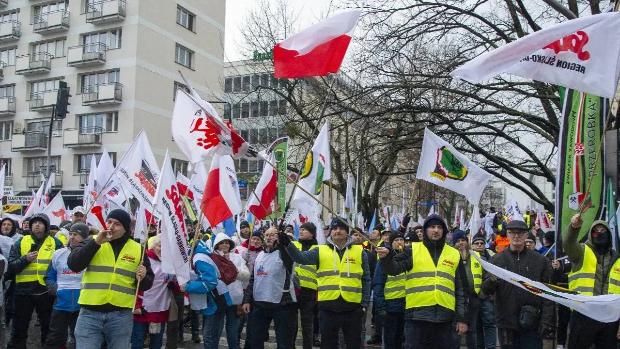 NSZZ „Solidarność” szykuje falę manifestacji? Związek powołał sztab protestacyjny