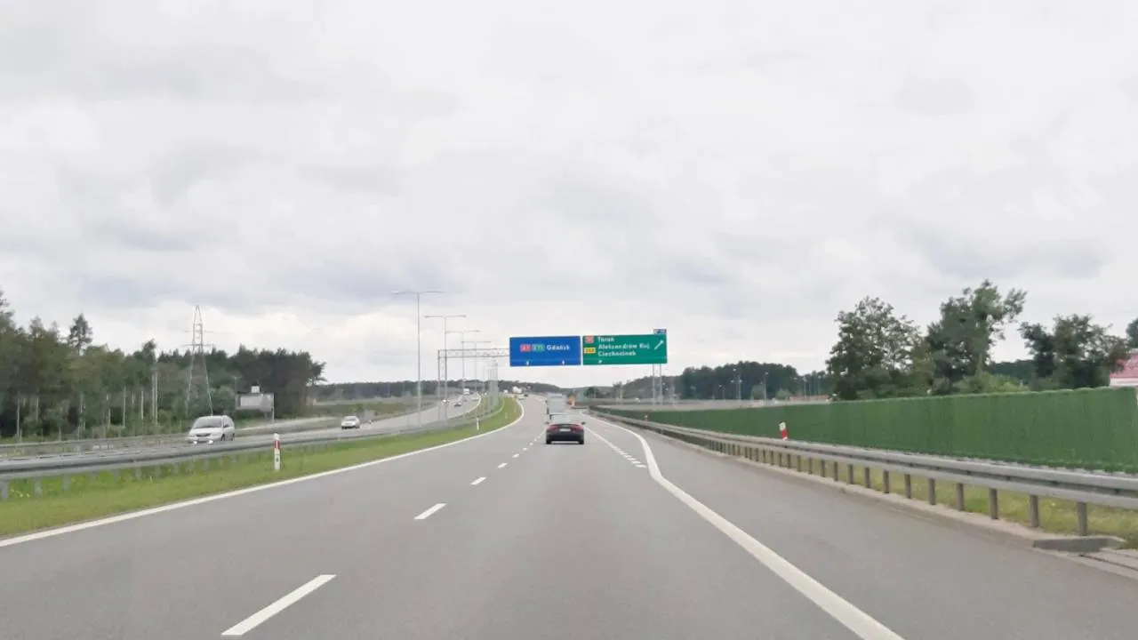 Jechała przez 70 km "ekspresówką" pod prąd