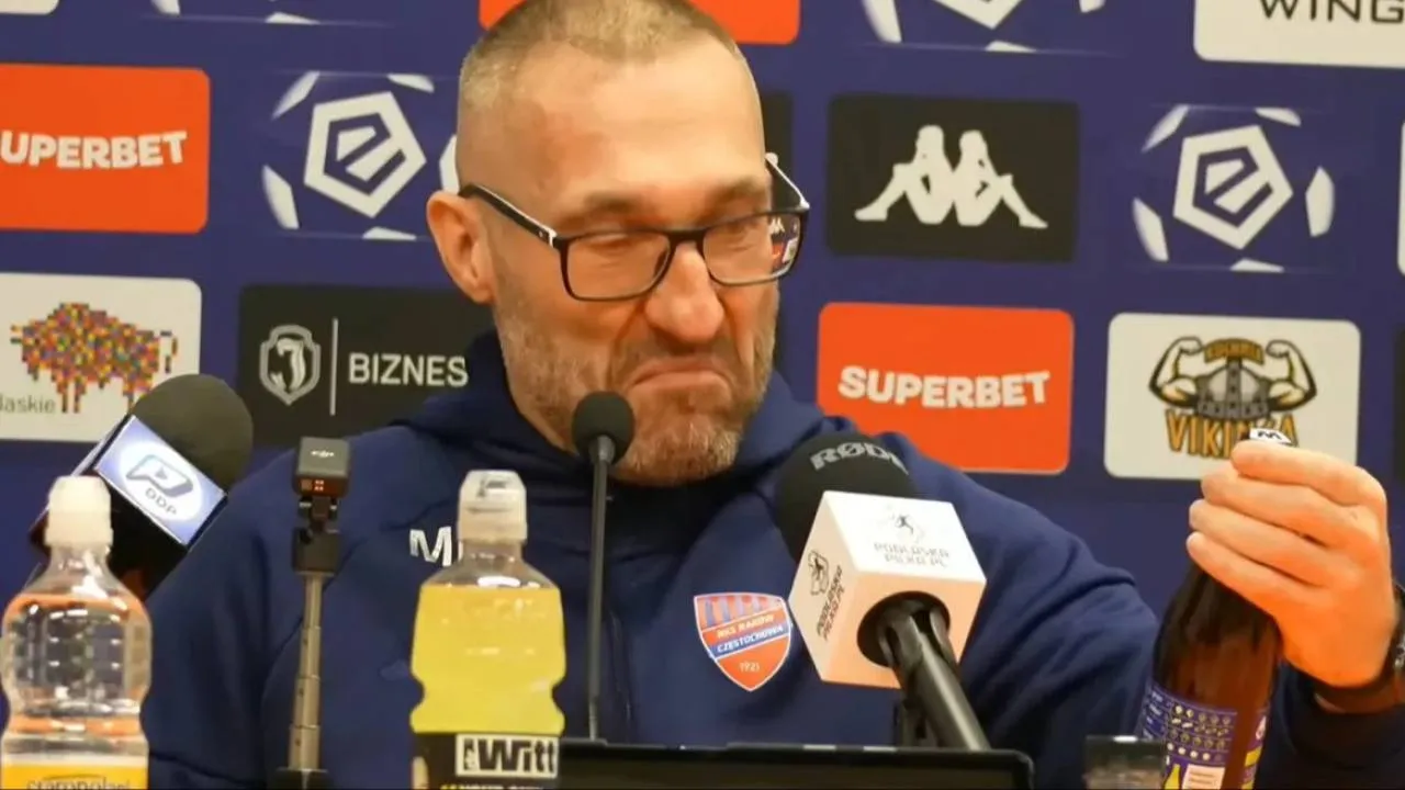 Marek Papszun z rozbrajającą reakcją po meczu w Ekstraklasie: "Piwko jest kurde"