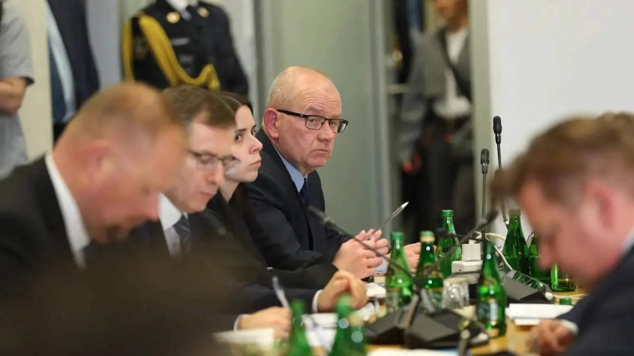 Ziobro zostanie zbadany dopiero po zatrzymaniu? Woźniak twierdzi, że nie ma przeciwskazań medycznych