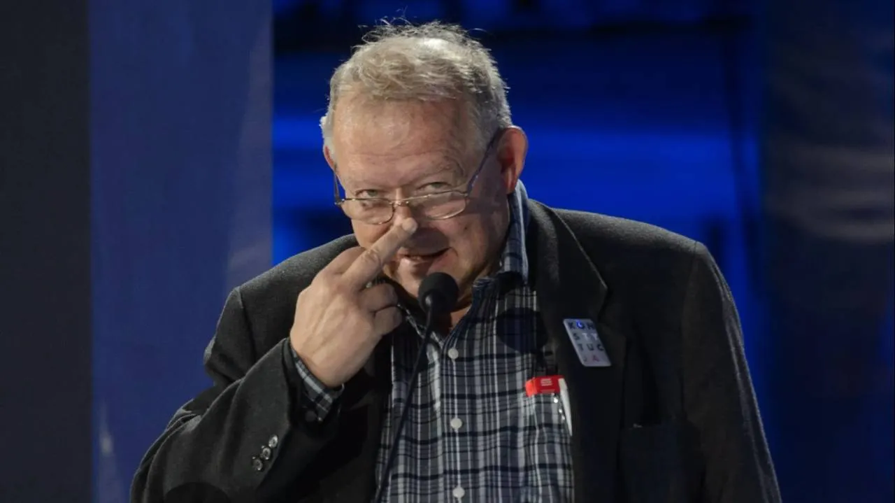 Seans nienawiści wobec opozycji w TVP w likwidacji. Michnik: Ziobro to bękart, PiS to faszyści [WIDEO]