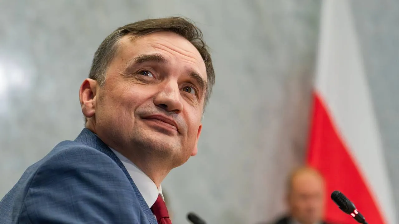 Prof. Piotrowski wprost o sprawie Ziobry. Poruszenie także w środowisku sędziowskim. "Efekt mrożący"