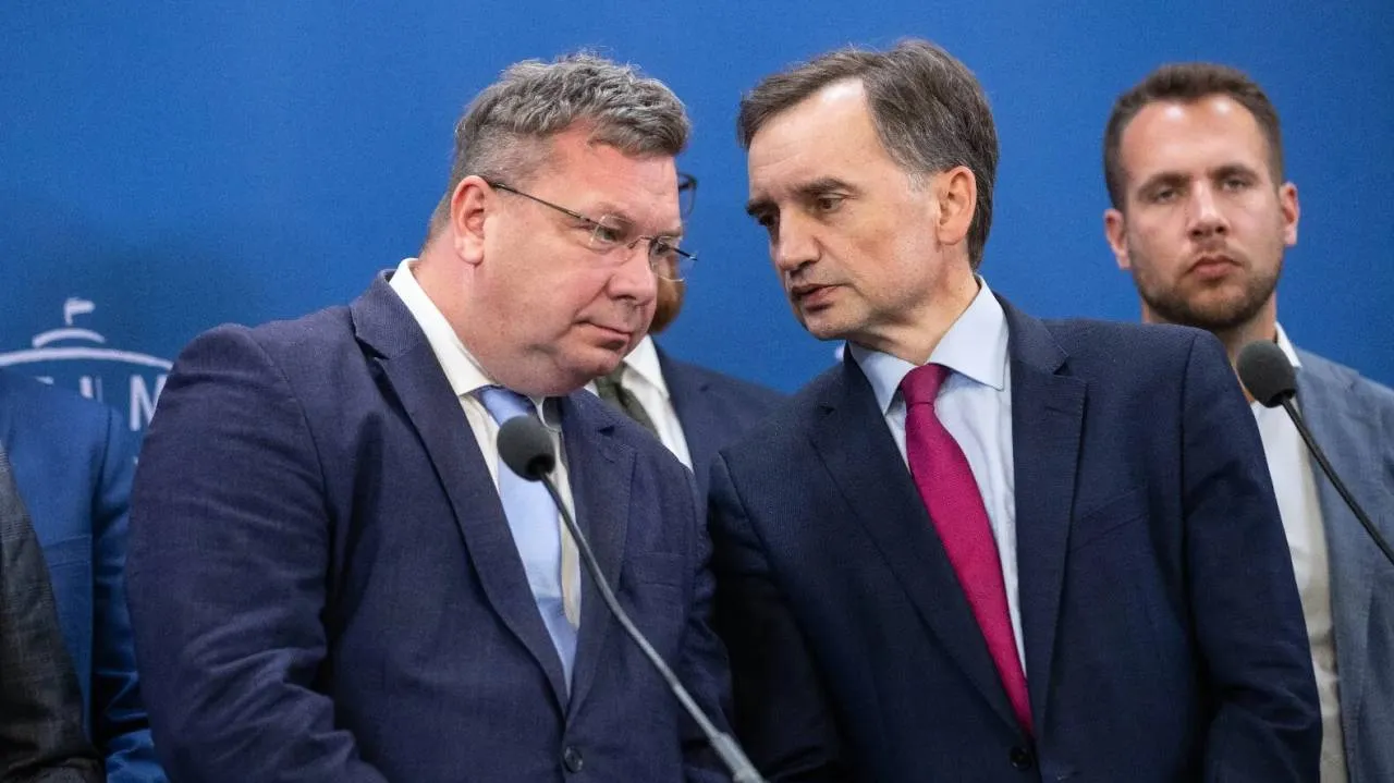 Do marszałka Hołowni trafił pisemny wniosek posłów PiS. Dotyczy głosowania w sprawie Ziobry