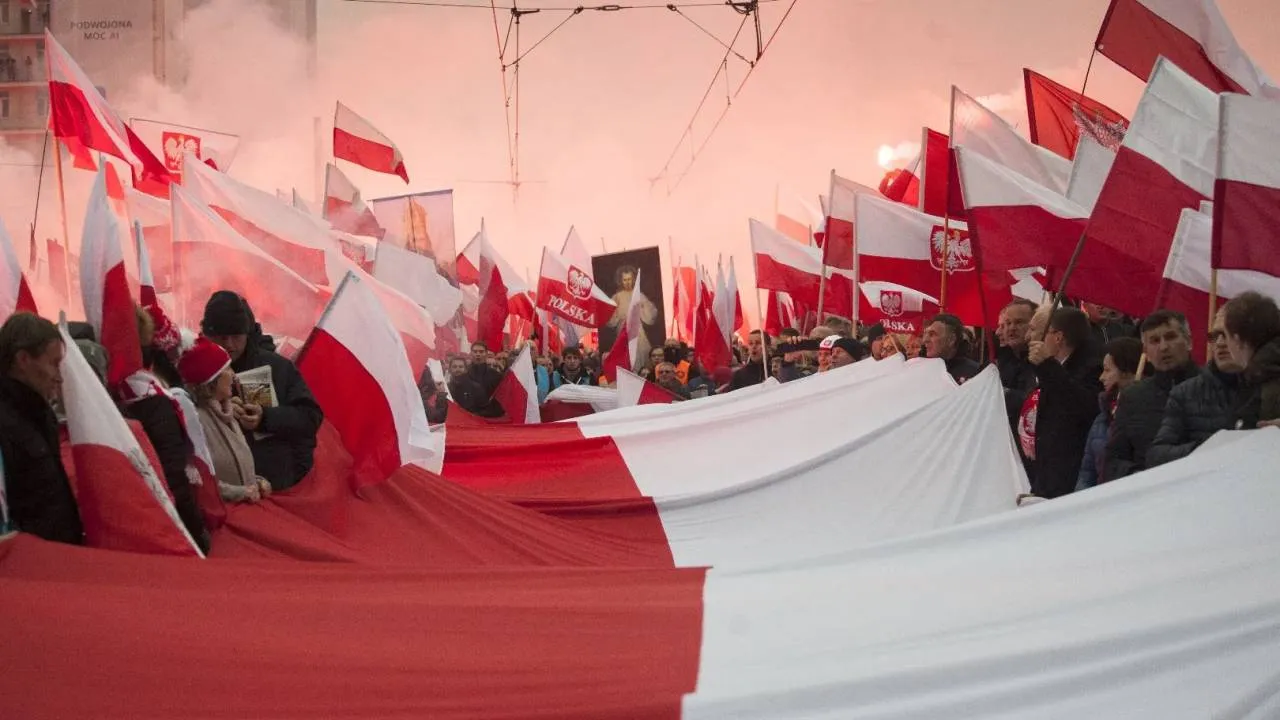 "Święto wolnych Polaków". Prezydent Nawrocki oficjalnie ogłasza swój udział w Marszu Niepodległości