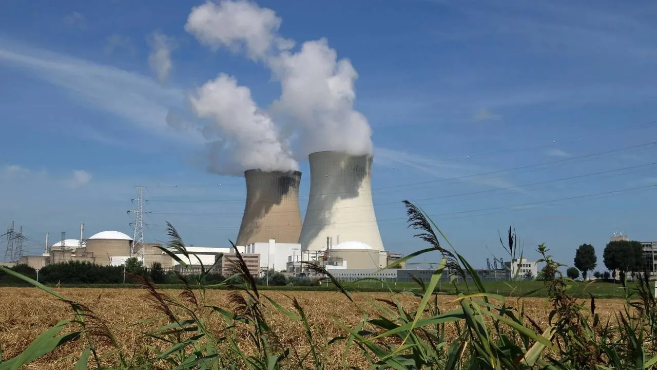 Drony nad elektrownią atomową. "Sprawa jest wyjaśniana"