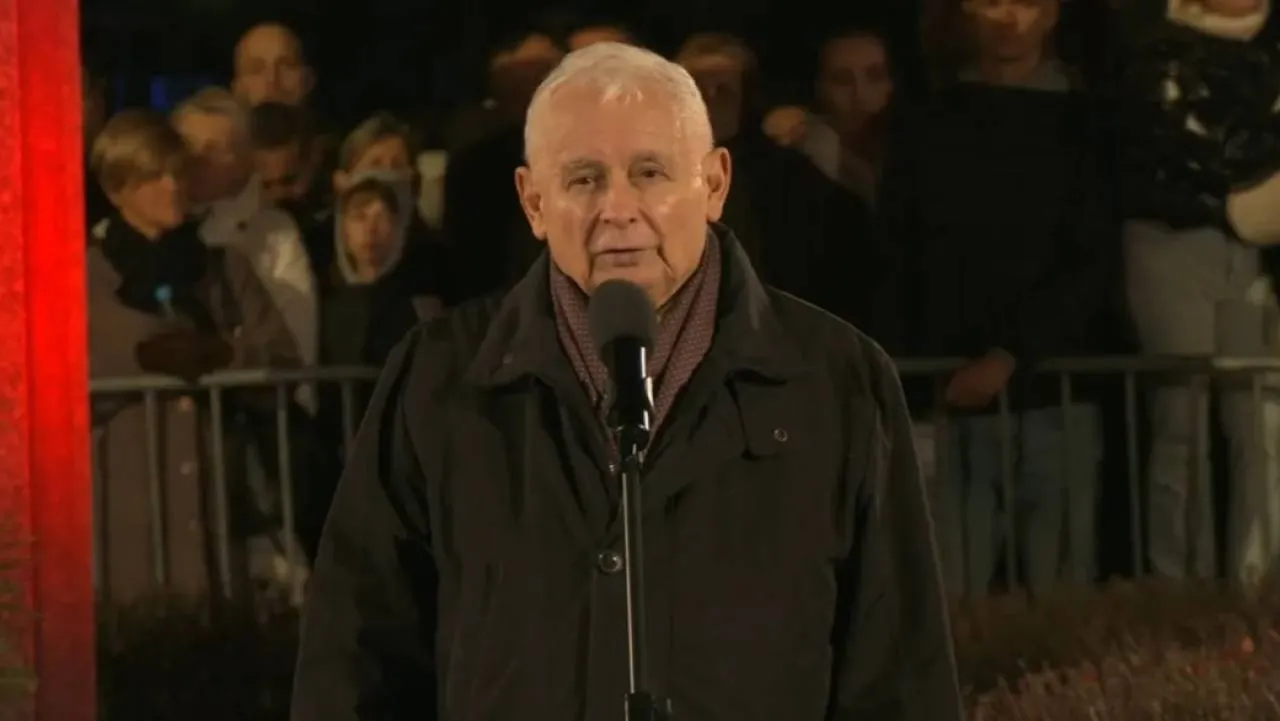 Jarosław Kaczyński: Mamy do czynienia ze stanem, w którym niepodległość jest zagrożona