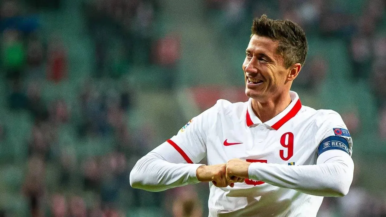 Wyjątkowy gest dla Polski z okazji Święta Niepodległości. Zaszczytu w Nowym Jorku dostąpi Lewandowski