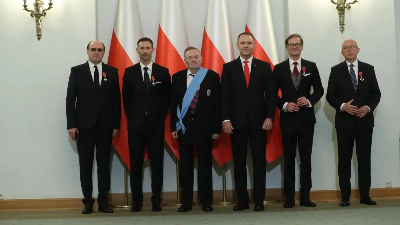 Prezydent wręczył odznaczenia państwowe! Poczobut i Łysiak kawalerami Orderu Orła Białego. ZOBACZ ZDJĘCIA