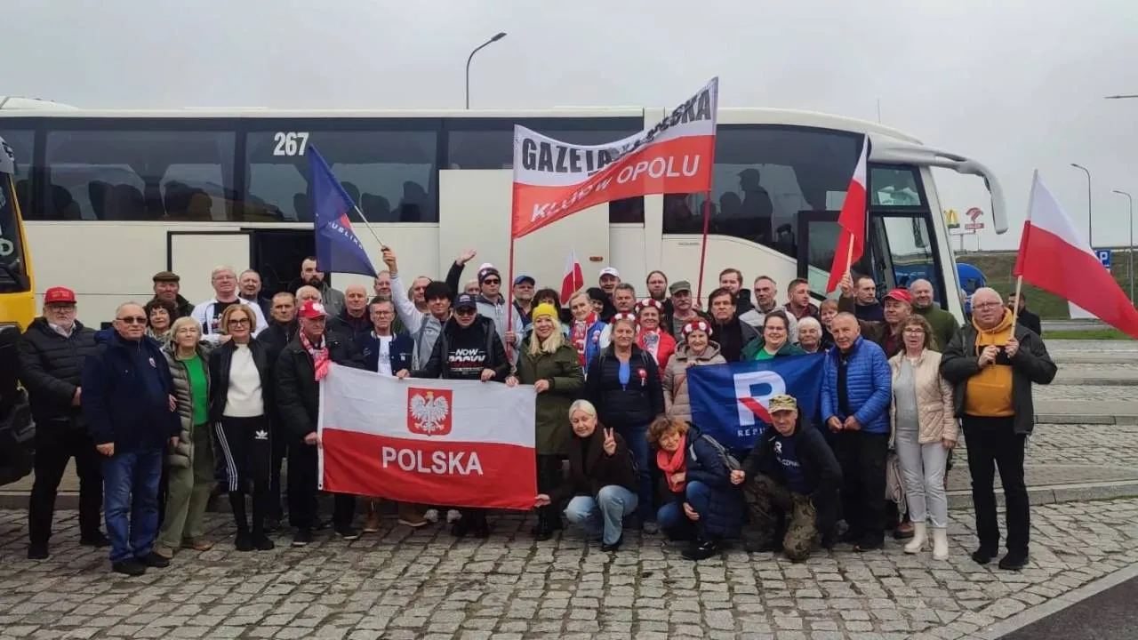 Kluby "Gazety Polskiej" od rana w drodze na Marsz Niepodległości [FOTORELACJA]