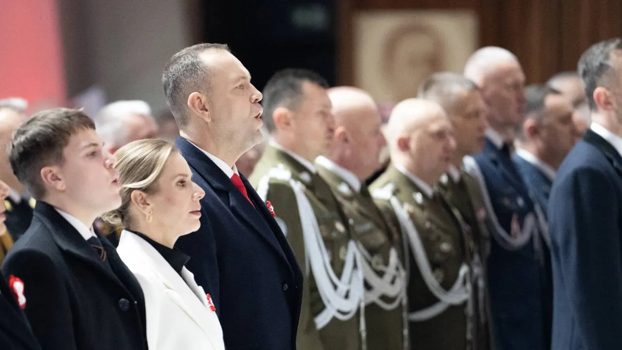 Msza święta w Świątyni Opatrzności Bożej z udziałem prezydenta Nawrockiego. Poruszające słowa bpa Lechowicza