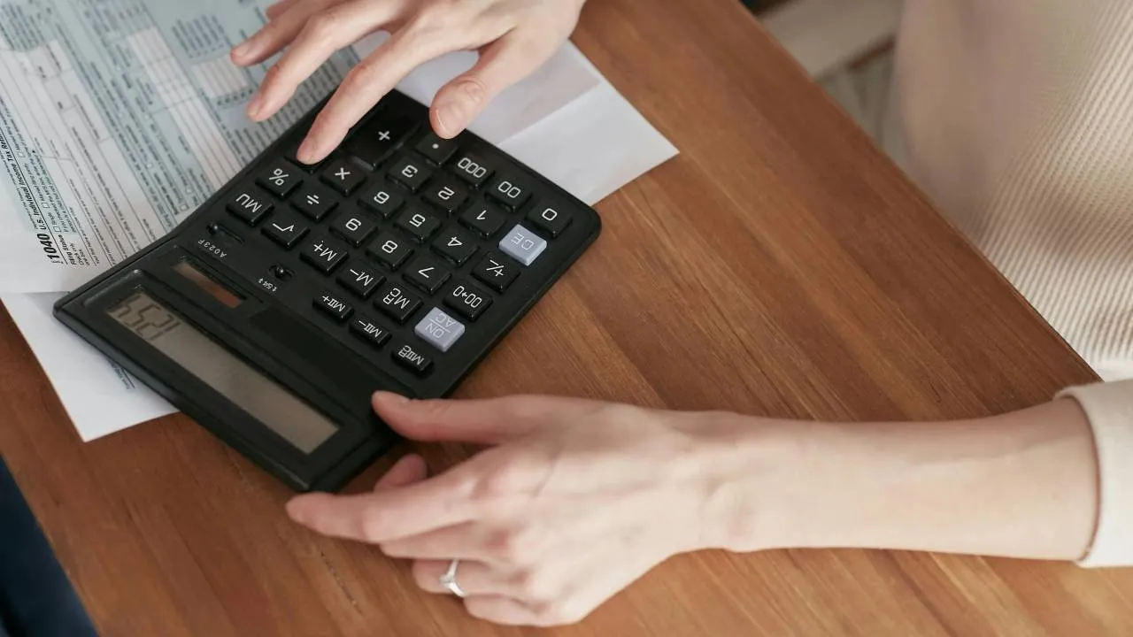 ZUS: ostatni dzwonek. Wakacje składkowe 2025 da się jeszcze załatwić, ale termin mija 30 listopada