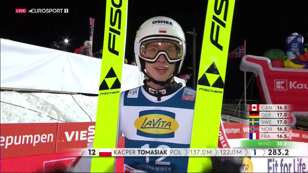 Kacper Tomasiak prawie jak Adam Małysz. Polscy skoczkowie punktowali w Lillehammer