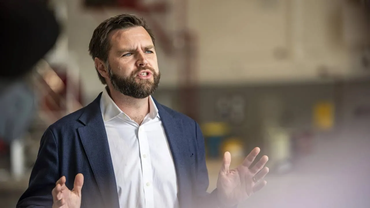 "Każdy plan pokojowy powinien chronić suwerenność Ukrainy". Vance przedstawił trzy punkty