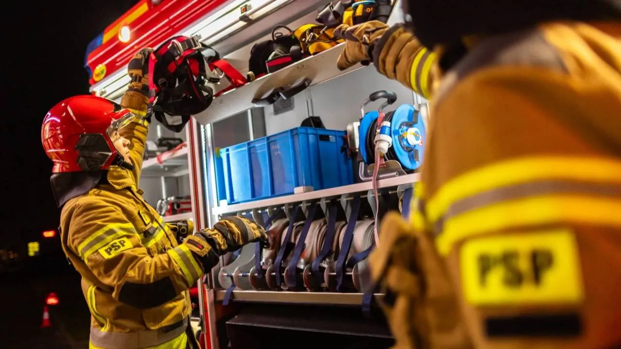 Pożar hotelu nad jeziorem Ukiel. Ewakuacja kilkunastu osób