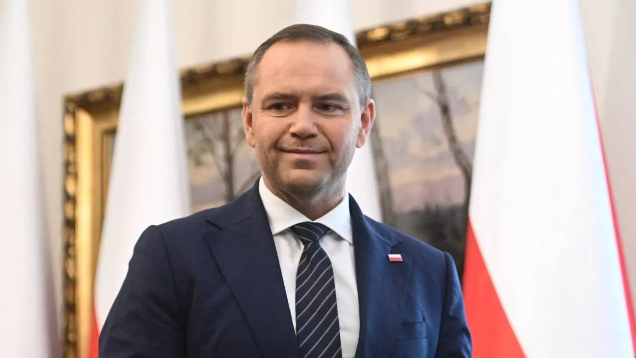 Co Polacy myślą o pracy Karola Nawrockiego? Jest nowy SONDAŻ