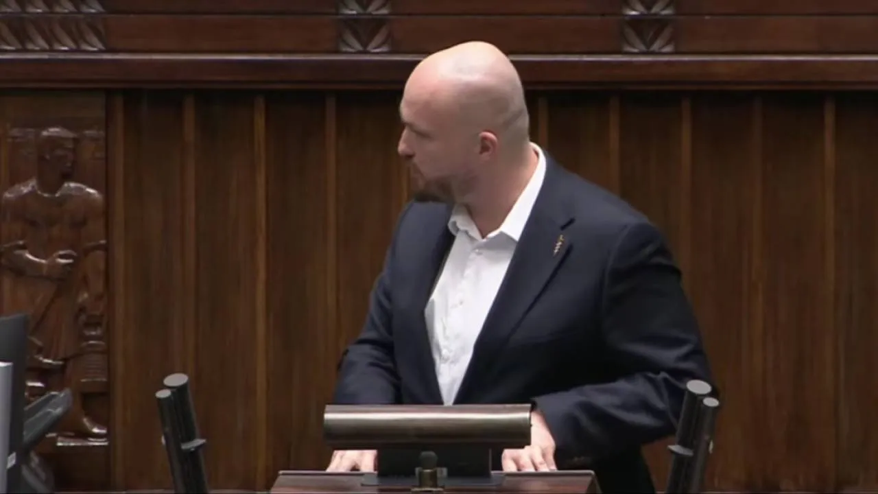 Gorąco w Sejmie po wypowiedzi Tuska. "Co panu premierowi odbiło" [WIDEO]