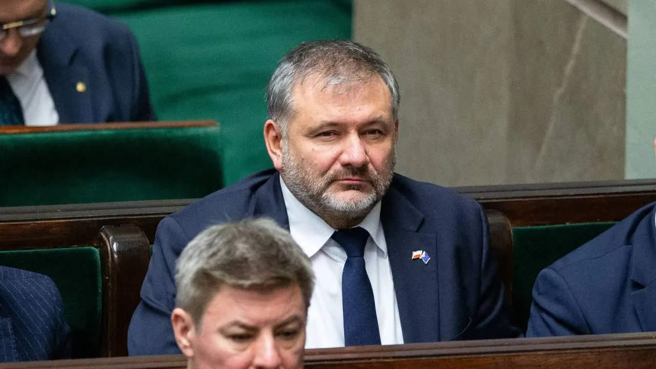 Zakiwać się jak Żurek. Rosną chaos i bezprawie w wymiarze sprawiedliwości