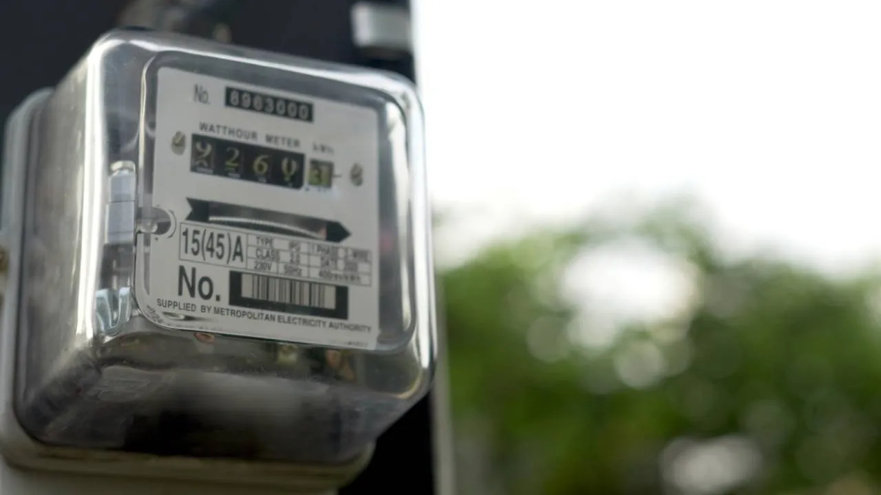 Motyka odtrąbił sukces, a za prąd zapłacimy więcej. Szef Gabinetu prezydenta chce rozmawiać z ministrami