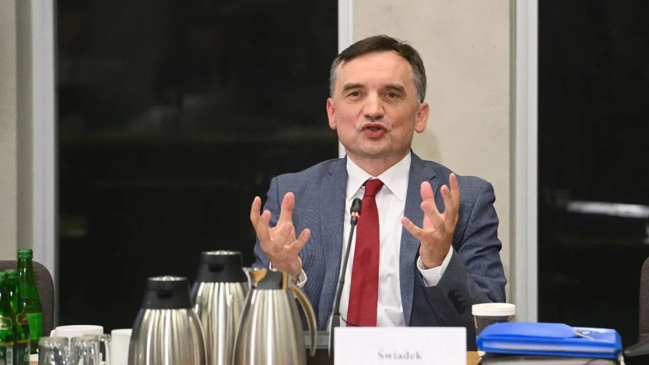 "A jednak zrobili to". Ziobro o sprawie Funduszu Sprawiedliwości. Zadrwił z Żurka