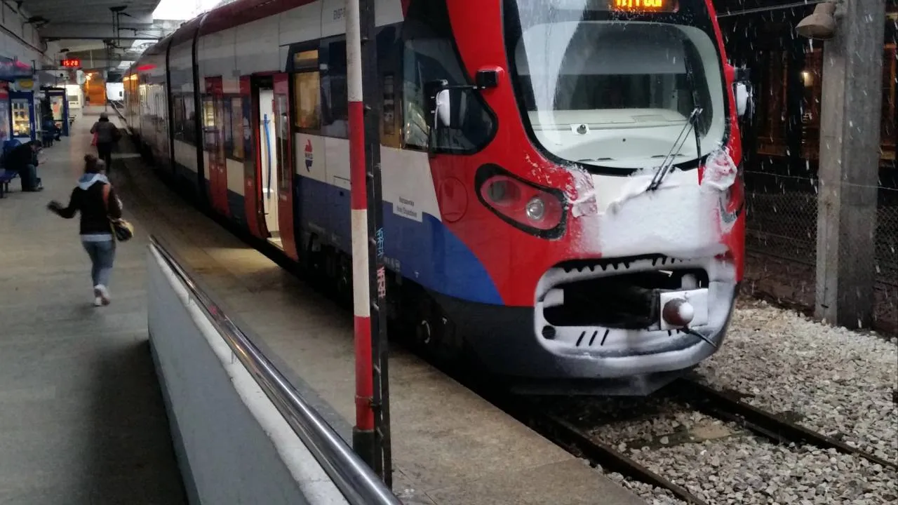 Zderzenie dwóch pociągów w centrum Warszawy. Są ranni!