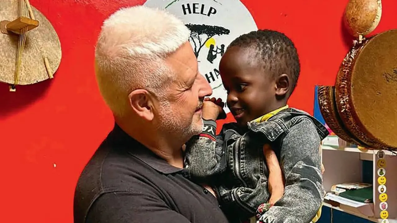 Afrykańskie dzieci gorszego Boga. Polak buduje centrum dla niepełnosprawnych w Afryce