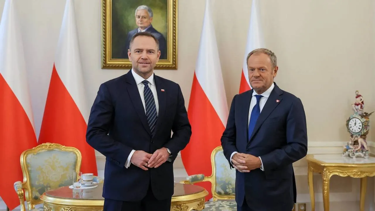 Prezydent w Wigilię z mundurowymi na granicy. A Tusk? „Żeby świętować mógł ktoś...”