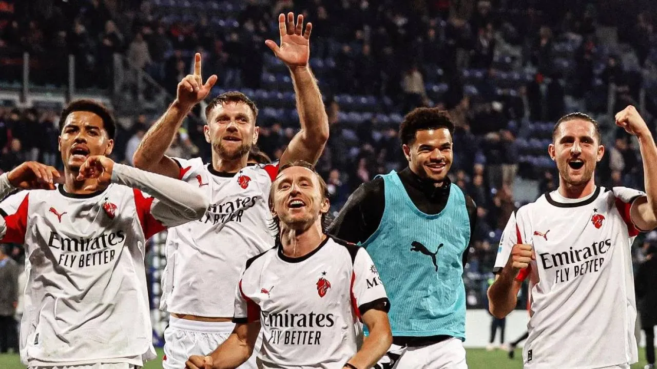 AC Milan liderem w Serie A. Rossoneri uciekają w tabeli Interowi [WIDEO]