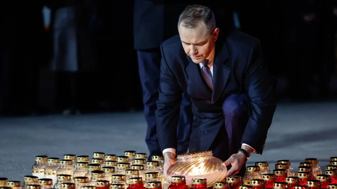 Tomasz Łysiak: Pałac prezydencki - Centrum Narodowej Pamięci