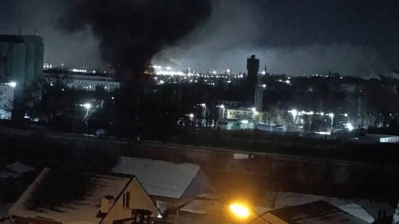 Pożar w kluczowej fabryce w Rosji. Udany atak dronów. WIDEO