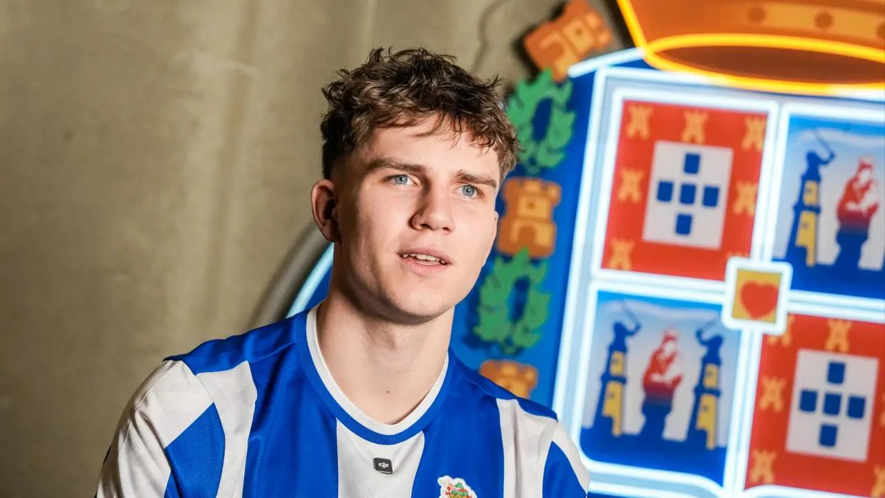 Pietuszewski oficjalnie w FC Porto. Olbrzymia klauzula odstępnego za Polaka