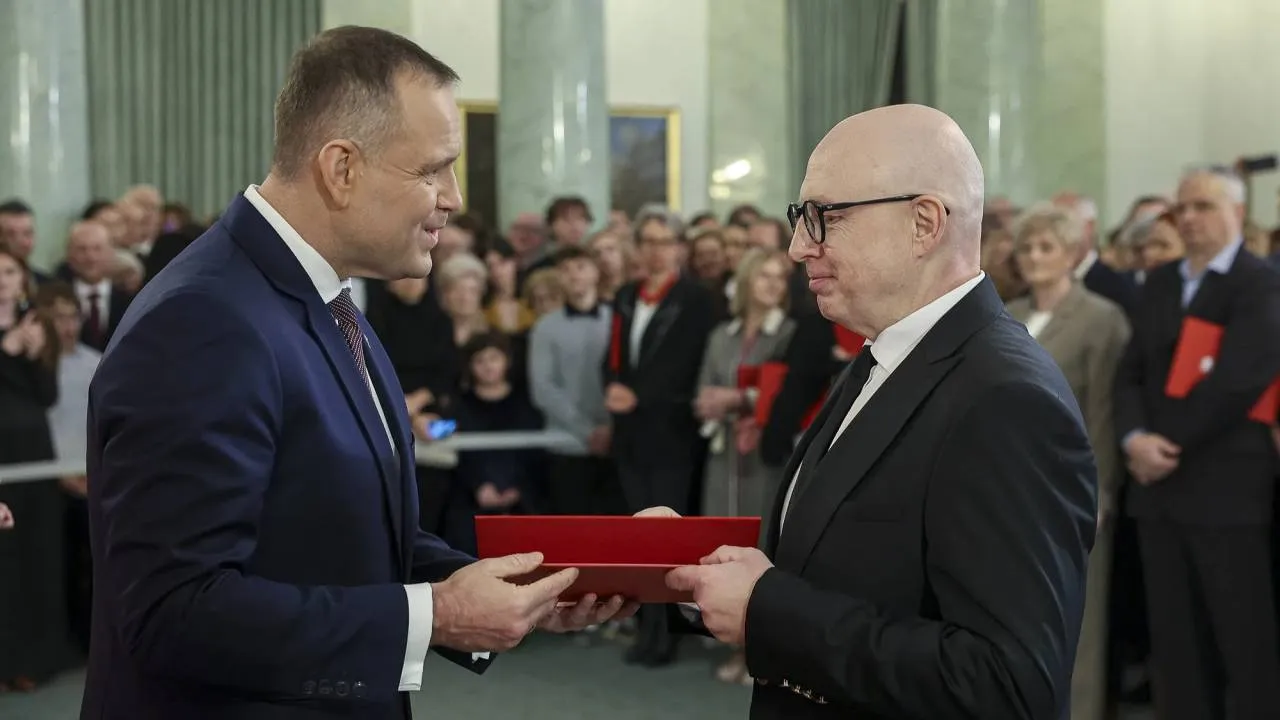 Prezydent Nawrocki wręczył nominacje profesorskie. ZOBACZ ZDJĘCIA!