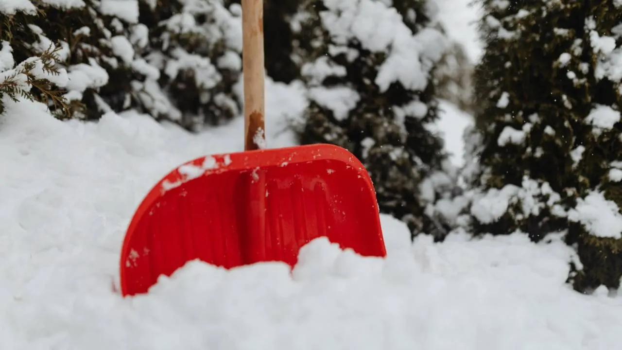 Zima na Warmii i Mazurach. Kilka szkół odwołało zajęcia