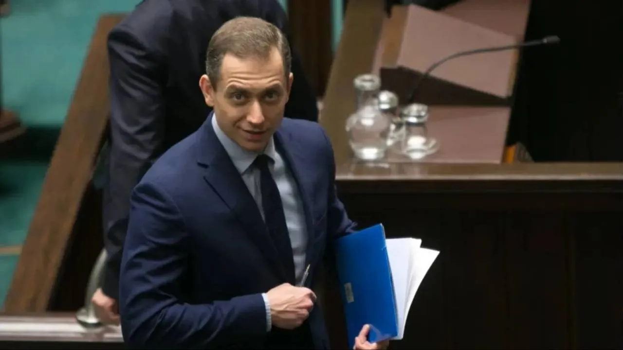 Utajniona lista zadań z programu SAFE. Tomczyk nie rozwiał domysłów. "Pokażemy w stosownym czasie"