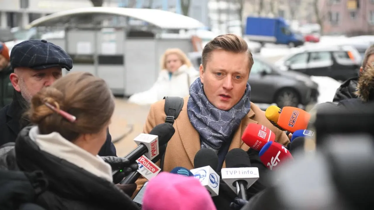 Były minister poszukiwany. Obrońca Ziobry: List gończy to żart i polityczne zaangażowanie