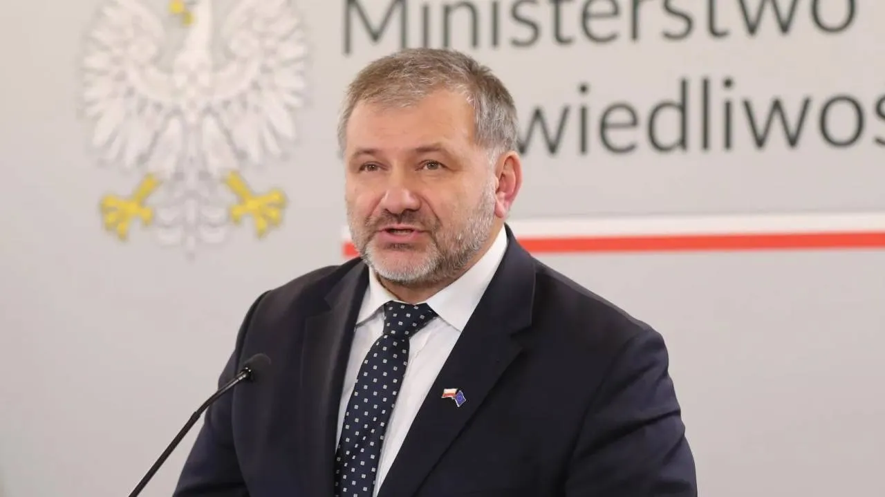 Dworczyk na celowniku prokuratury Żurka. "Cyrk, tak działa państwo Tuska w praktyce" [KOMENTARZE]