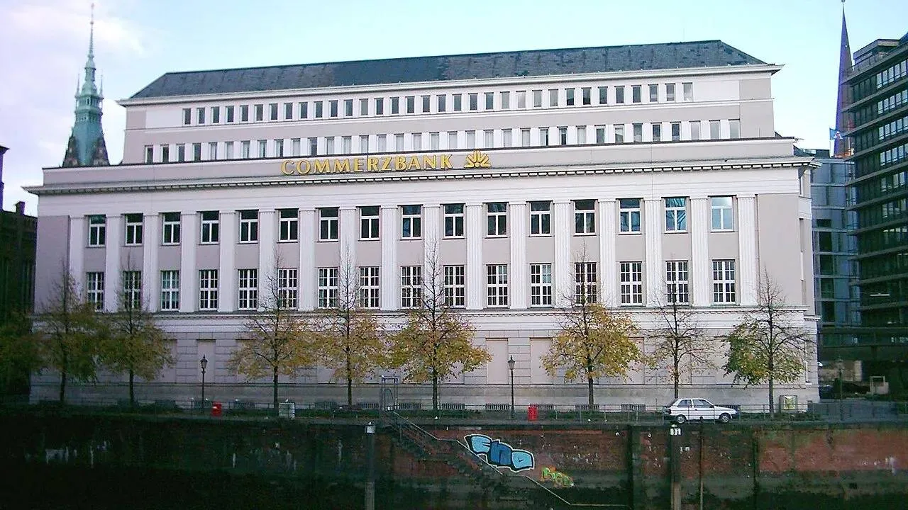 Niemieckie podwójne standardy. Gdy Włosi chcą kupić ich bank, to jest już... "wrogie przejęcie"