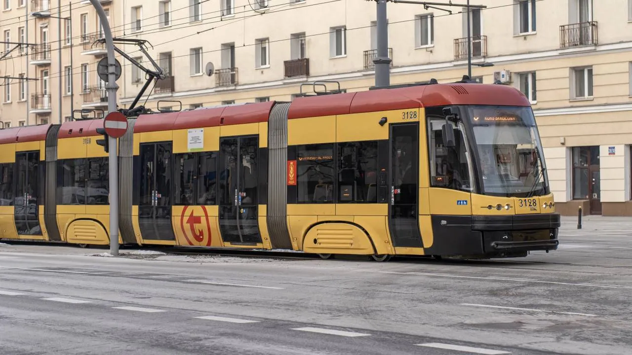 Zderzyły się dwa tramwaje. Ucierpiało 8 osób