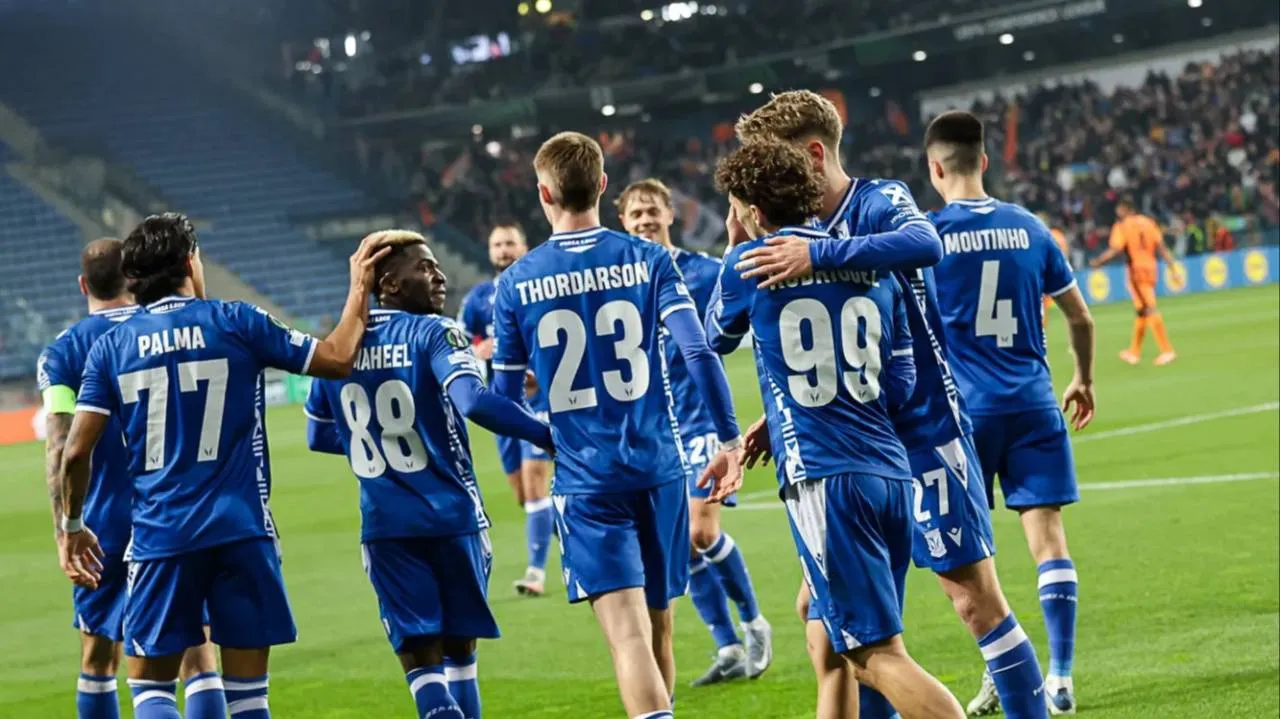 Lech pokonał Szachtara, ale to nie wystarczyło. Mistrz Polski poza Ligą Konferencji