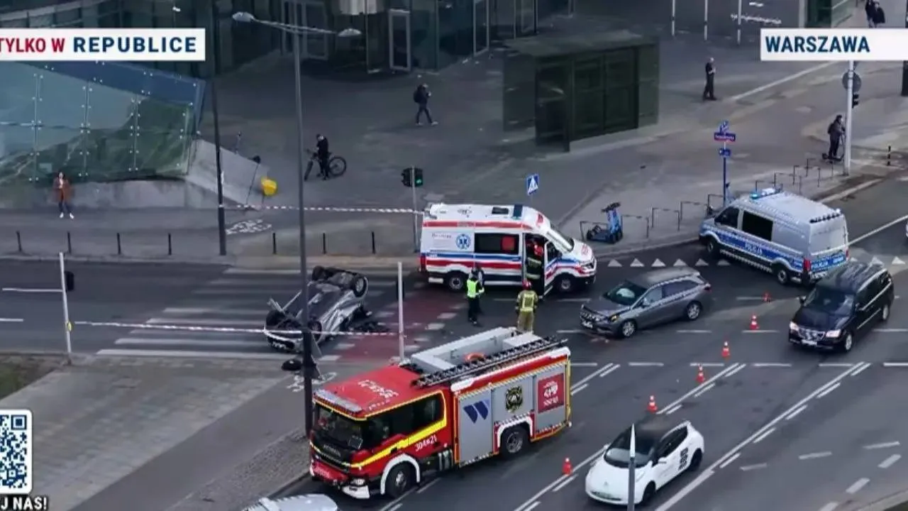 Wypadek na Rondzie ONZ w Warszawie