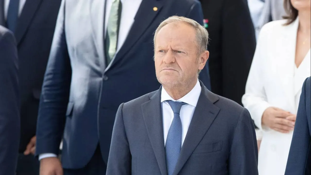 Rząd Tuska "wyjaśniony" ws. umowy na śmigłowce Apache. "Jak się nie ma własnych sukcesów, sięga się po cudze"