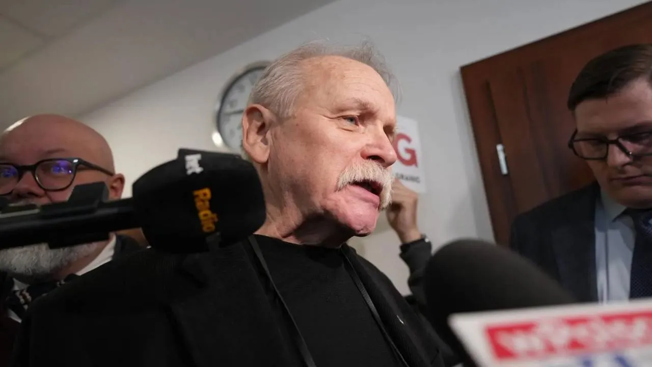 Adam Borowski ma iść do więzienia. "Prokurator chciał zawieszenia, sąd był nieugięty"