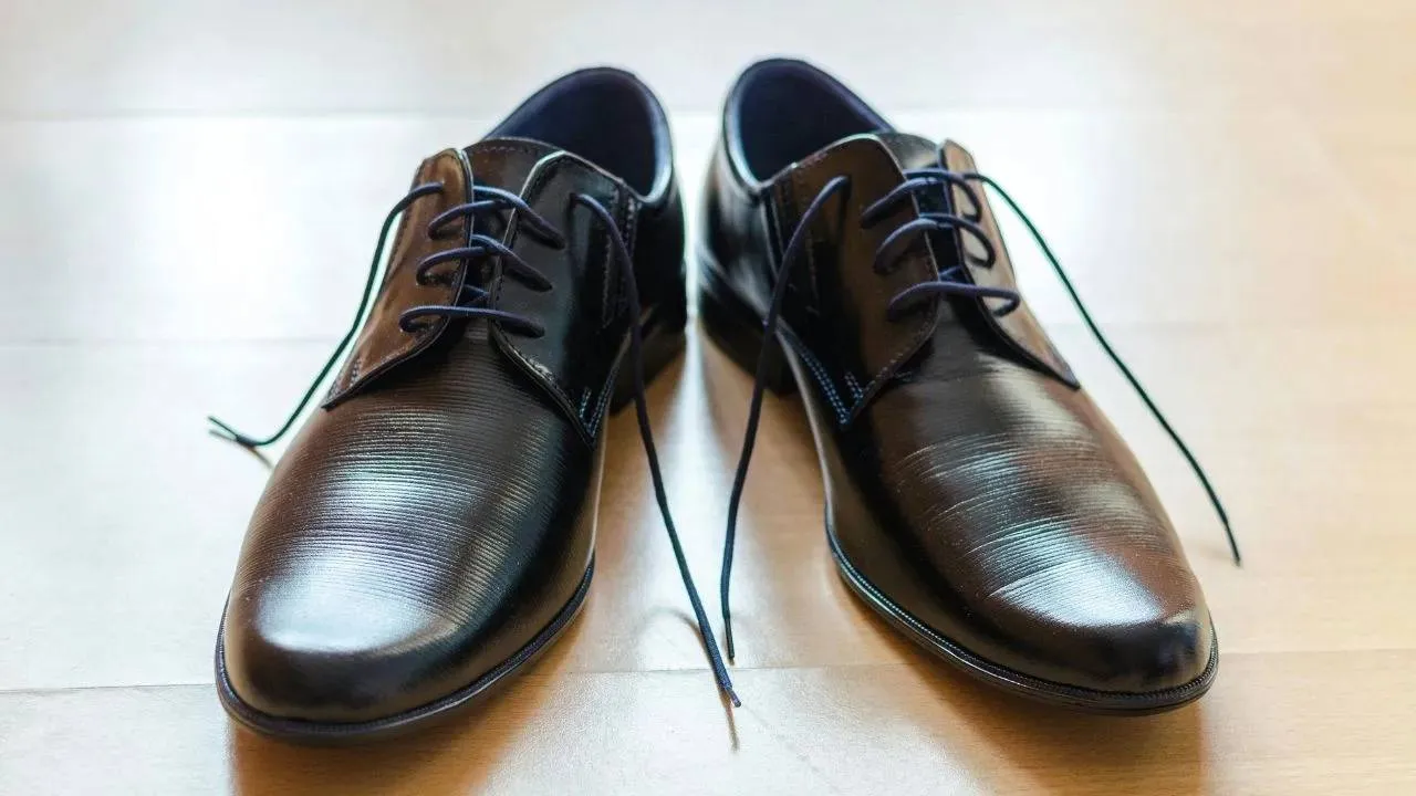 Kto naprawi nam świat, gdy zabraknie szewców? Smutny portret ginących zawodów w liczbach