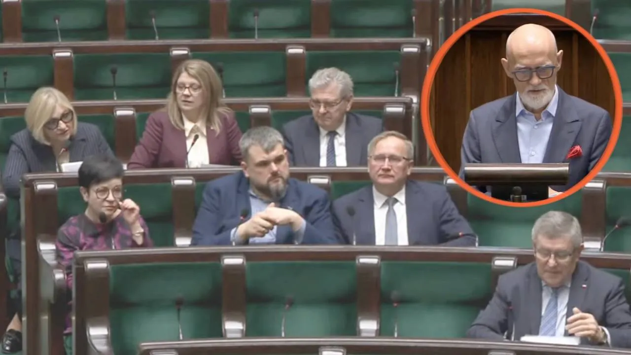 Ostro w Sejmie na temat NFZ! Wiceminister zdrowia pojawił się na mównicy z kartką i...