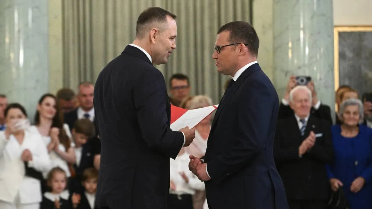 Prezydent Karol Nawrocki i Paweł Szefernaker