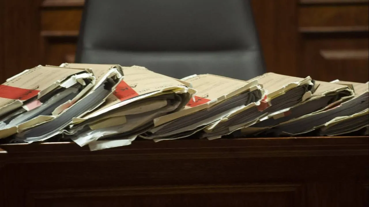 Chaos w sądzie! Resort Żurka reaguje na publikacje Niezalezna.pl. Posłużył się kuriozalną argumentacją