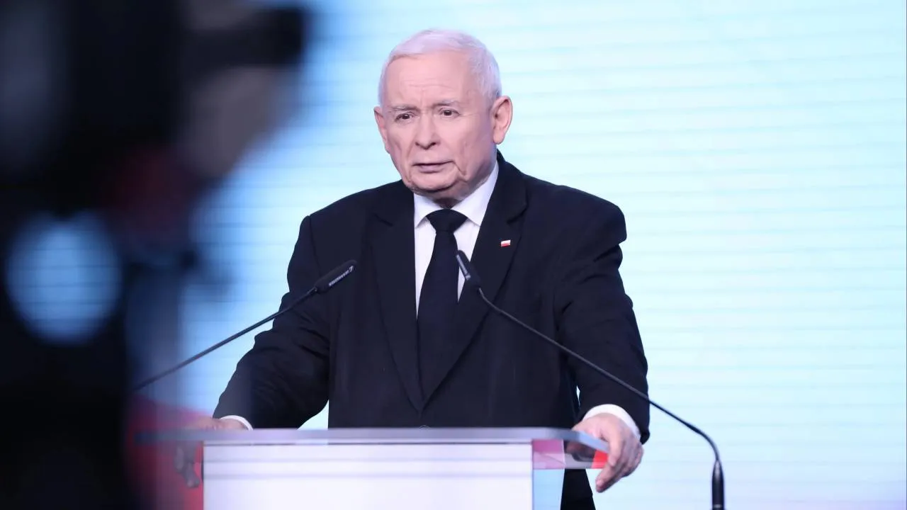 Mocne słowa prezesa PiS w węgierskich mediach. Kaczyński o "niemieckim neoimperializmie" i ingerencji w wybory