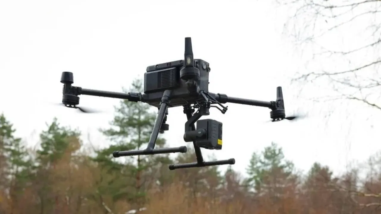 Atak ukraińskich dronów na rosyjski port! [WIDEO]