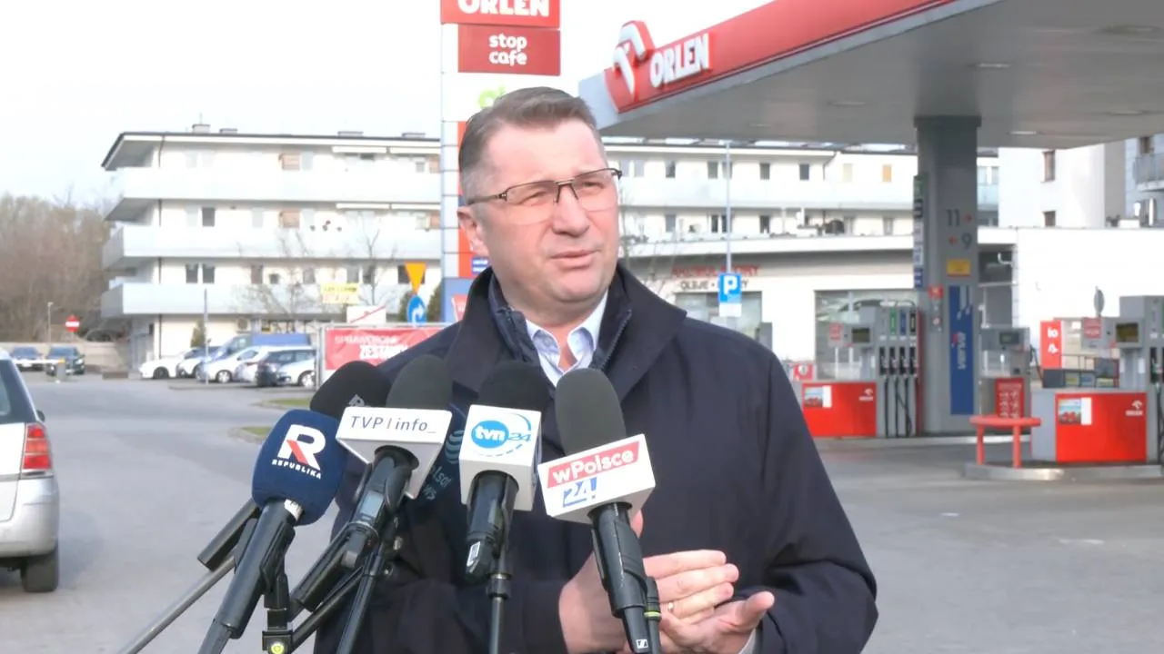 Przemysław Czarnek o cenach paliwa